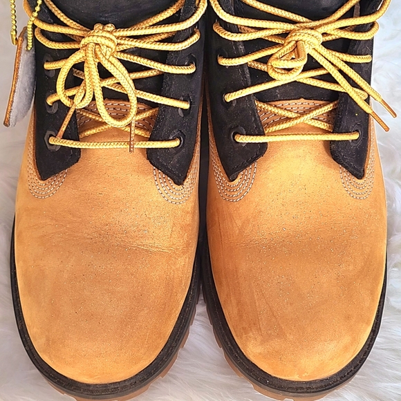 Timberland Premium 6" Shearling Boots - Picture 2 of 4